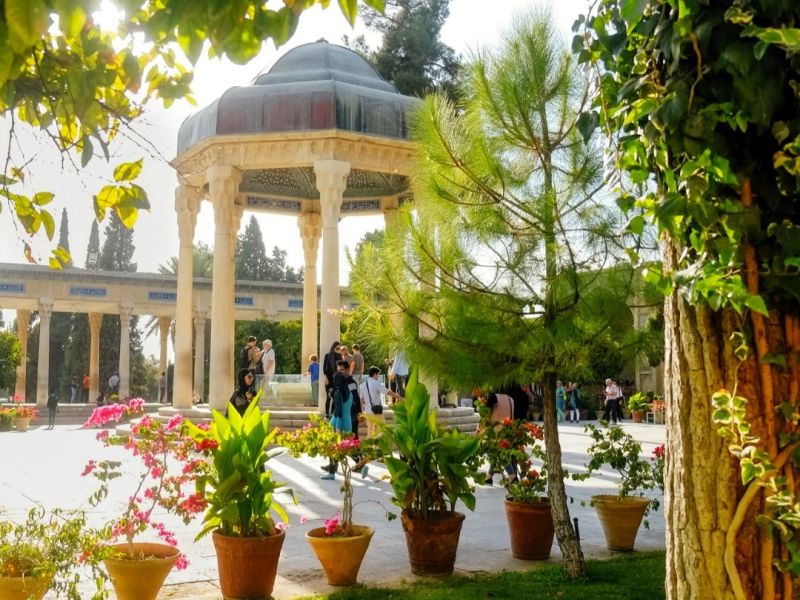 آرامگاه حافظیه
