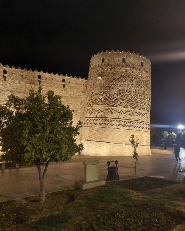 ارگ کریمخان زند